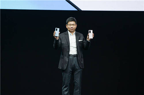HUAWEI Mate X2發(fā)布，智慧云服務(wù)體驗(yàn)大展想象