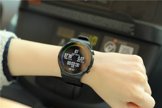 華為Watch GT 2 Pro 系統(tǒng)升級體驗：多了鎖屏密碼，還有這些實用的運動功能