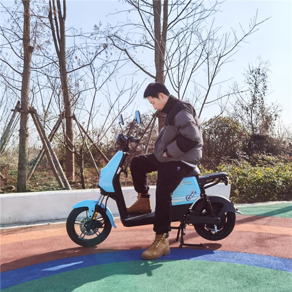 自由新騎的雅迪DE1，不能錯過的家用電動車