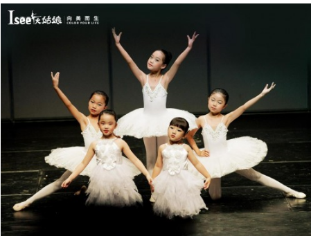 動(dòng)因那立偉：素質(zhì)教育向互聯(lián)網(wǎng)產(chǎn)業(yè)化升級是必然趨勢
