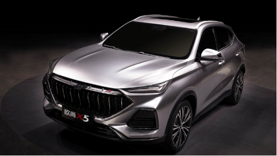 年輕人的第一輛車，SUV什么車型好？歐尚X5對比名爵ZS！