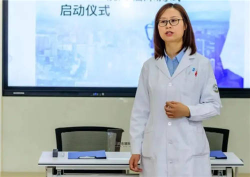 推動(dòng)單光鏡片新時(shí)代，蔡司新品單光鏡片臨床測(cè)試啟動(dòng)