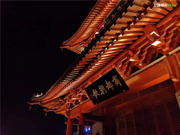 兩會(huì)關(guān)注的焦點(diǎn) 三雄極光甩開膀子干了！