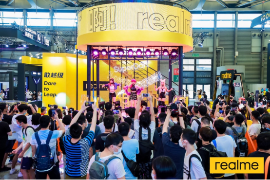 新華社打CALL，realme推動(dòng)5G手機(jī)規(guī)模化普及