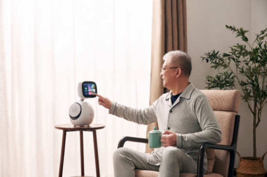 小康助手產(chǎn)品實(shí)力如何？新一代中老年人的智能家庭健康管家
