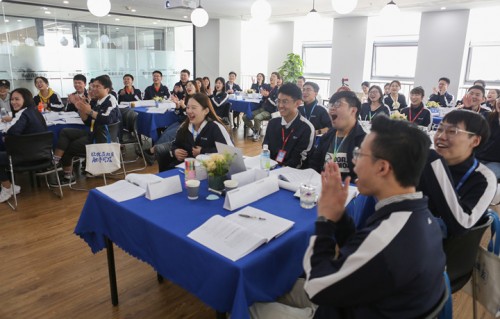 補位家庭教育，作業(yè)幫開啟輔導(dǎo)老師家庭陪伴之旅