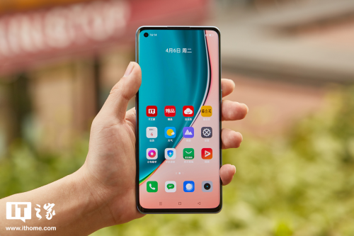 realme真我X7 Pro至尊版再成爆款：性能越級，價格降維