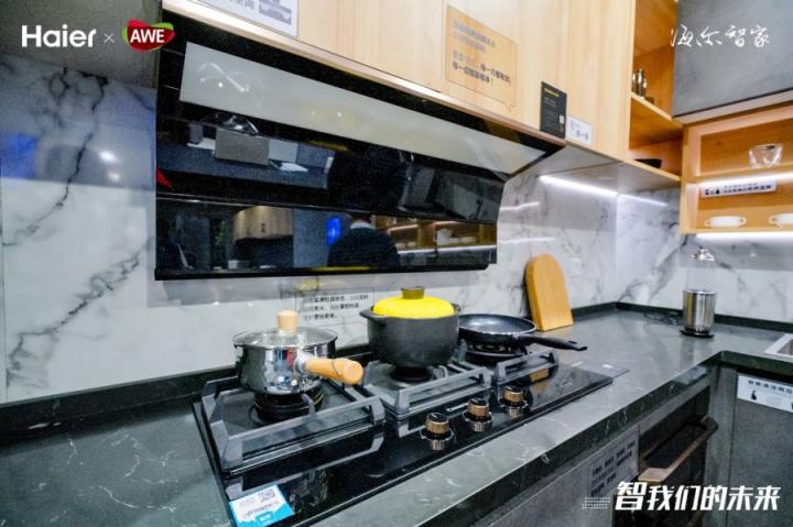 裝廚房只選廚電就行？三翼鳥廚房好看好用好升級(jí)