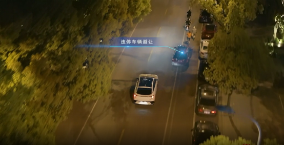 要領(lǐng)先，就領(lǐng)先特斯拉!極狐阿爾法S 華為HI版十大標(biāo)桿鑒定