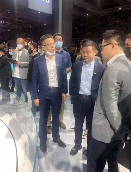 上海車展最爆的兩個(gè)展臺(tái)，竟是TA們？