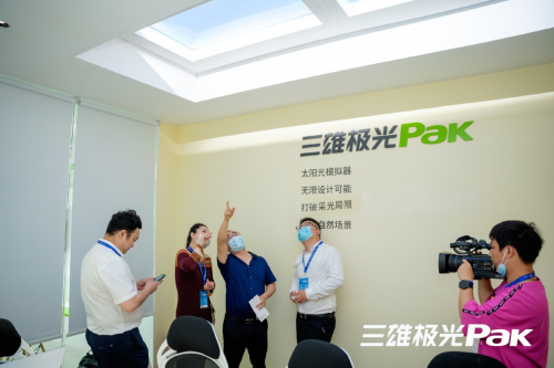 三雄極光用光健康點亮校園 將陽光搬進室內！