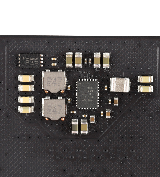 領(lǐng)跑先鋒，朗科自產(chǎn)DDR5內(nèi)存實(shí)物高清圖賞