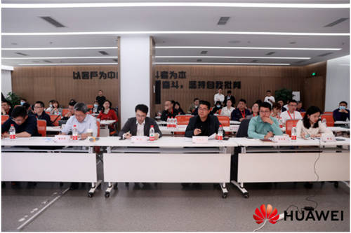 助力初創(chuàng)企業(yè)加速升級，華為云微光訓(xùn)練營成都站圓滿落幕