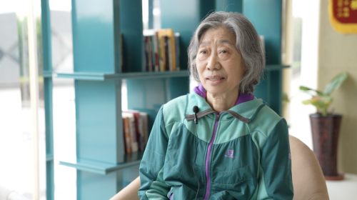 為笑容加冕，72歲阿姨今順利摘掉牙套