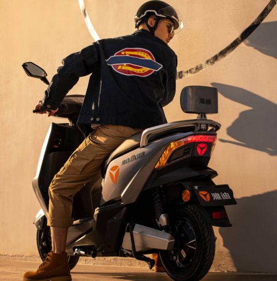 雅迪冠能2.0 T5——自我突破、自我飛躍