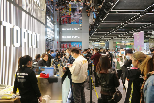 全球潮玩集合店TOP TOY強(qiáng)勢(shì)崛起，搶灘年輕消費(fèi)市場(chǎng)