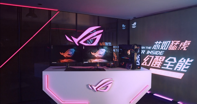 次世代旗艦來襲！ROG PG32UQX超神電競顯示器亮相新品發(fā)布會