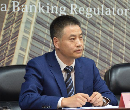 招聯(lián)金融章楊清建議設立深圳互聯(lián)網(wǎng)法院，強化網(wǎng)絡空間治理