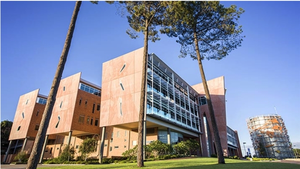 澳洲科廷大學(xué)，為你打開(kāi)廣闊的就業(yè)前景！
