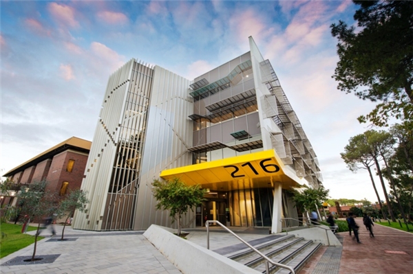 澳洲科廷大學(xué)，為你打開(kāi)廣闊的就業(yè)前景！