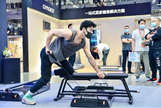 圓滿收官，GYMGEST攜新品跑步機(jī)、力量站亮相體博會!
