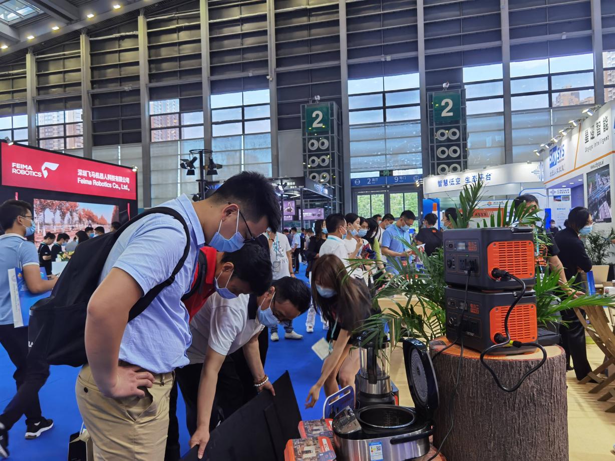 增效市場應(yīng)用，無人機供電伴侶電小二戶外電源豐富無人機產(chǎn)業(yè)發(fā)展