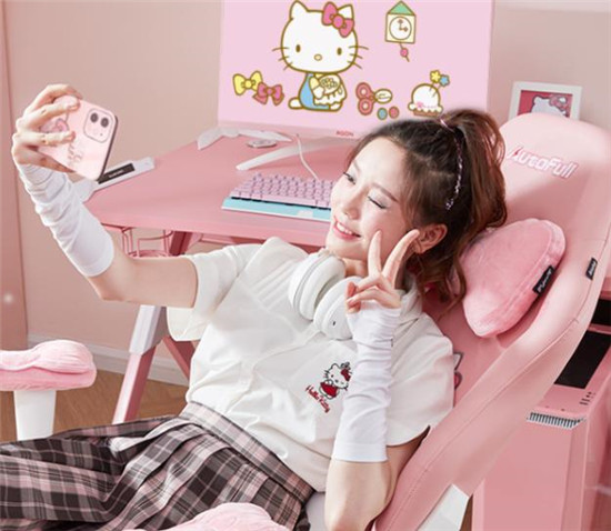 AutoFull傲風丨三麗鷗正版授權HelloKitty、大耳狗新品上線！