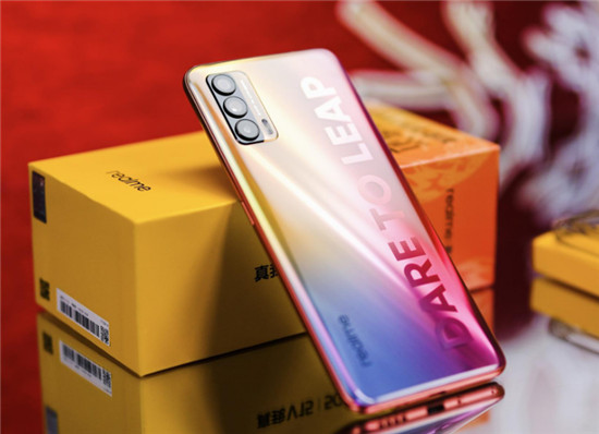 京東618千元機(jī)精選：realme 真我V15火熱來襲，低至1199元起！