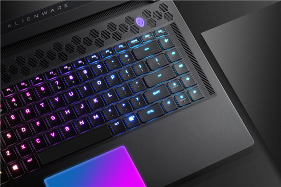 ALIENWARE x15/x17升級(jí)散熱架構(gòu)獨(dú)門(mén)絕學(xué)，重新定義精悍