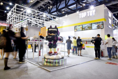 全球集合品牌TOP TOY引發(fā)潮玩熱，如何玩轉(zhuǎn)新消費(fèi)？