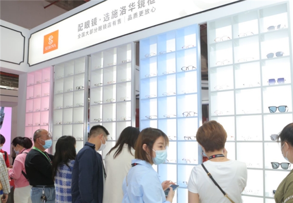 聚焦五月大展，施洛華眼鏡掀起時(shí)尚新風(fēng)潮！