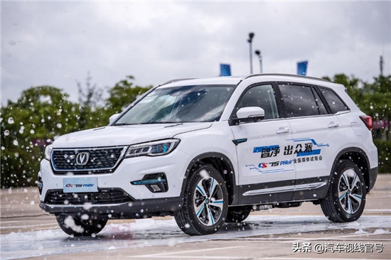 朱華榮：2000萬輛，長(zhǎng)安汽車新挑戰(zhàn)的起點(diǎn)