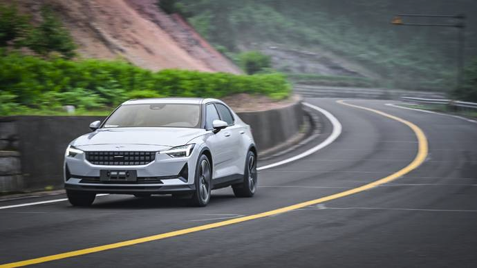 哪個(gè)電動(dòng)汽車(chē)好，極星（Polestar）接受山道考驗(yàn)