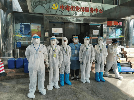 致敬，十薈團(tuán)志愿者逆行進(jìn)穗堅(jiān)守抗疫一線