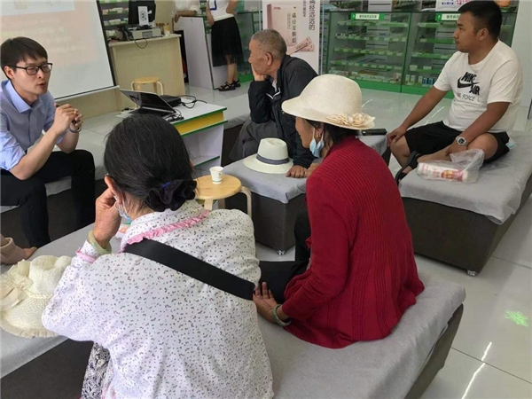 仲景宛西制藥攜手漱玉平民大藥房、第一藥店歡樂“快閃”度周末