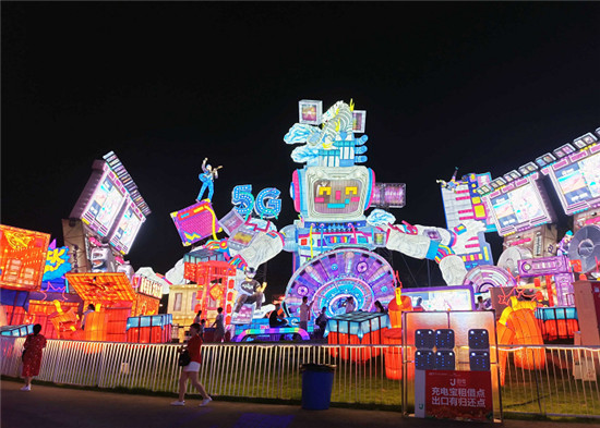 街電共享充電寶入駐自貢·中華彩燈大世界，全場續(xù)航光影奇幻之旅