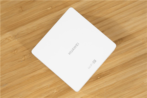 大面積住宅組網最優(yōu)解？全屋Wi-Fi 6+無死角 華為路由H6評測