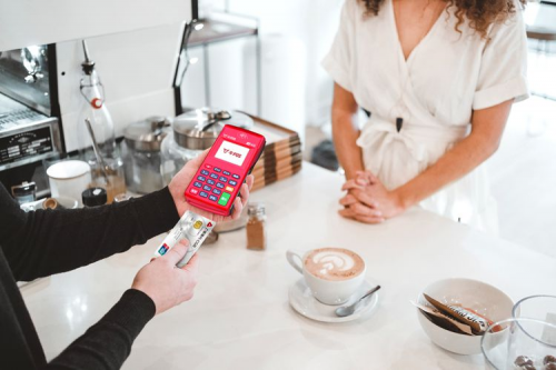 牛年商戶選擇牛POS，刷出消費新體驗