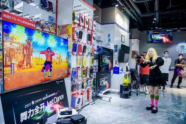 新世代年輕人必備！海信攜手京東推第二代游戲電視