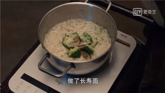 《你好安怡》火熱推薦，戚薇柳巖都在用的鈦古高端電磁爐好在哪
