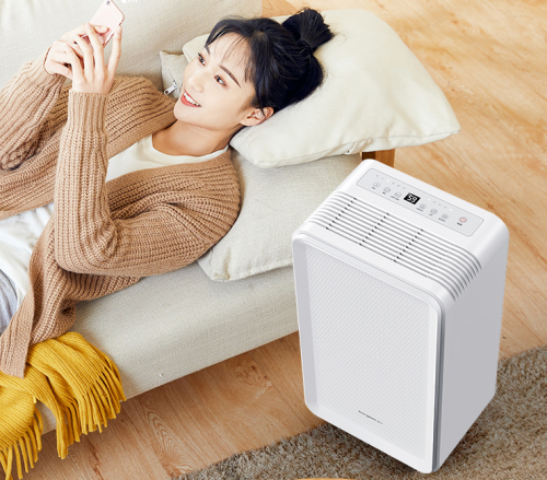 用了HUAWEI HiLink生態(tài)產品，歐井除濕機除濕順暢多了