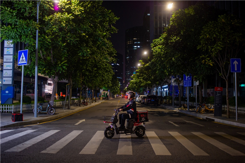 繁榮城市夜經(jīng)濟，如何打通“最后一公里”？