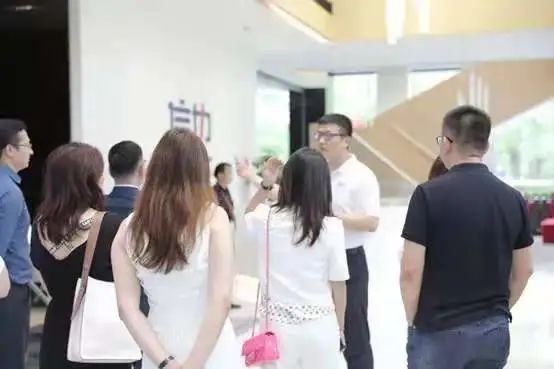 中歐FMBA中歐eLab蒞臨信也科技，開展金融創(chuàng)業(yè)論壇