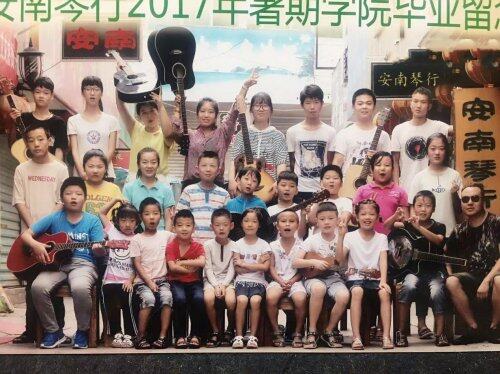 從日入不過400元到在微拍堂年入1200多萬，他說“感覺太快了”