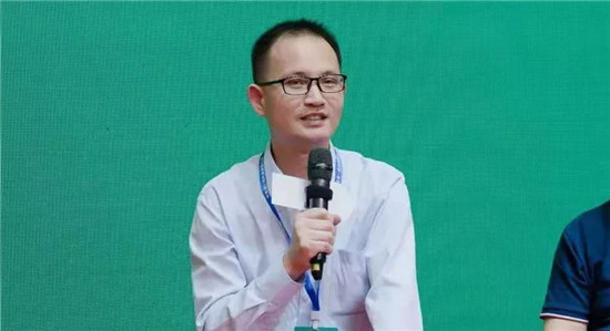高光時刻！四季沐歌出席2021中國清潔能源工程技術峰會 榮獲踐行“雙碳”目標突出貢獻品牌