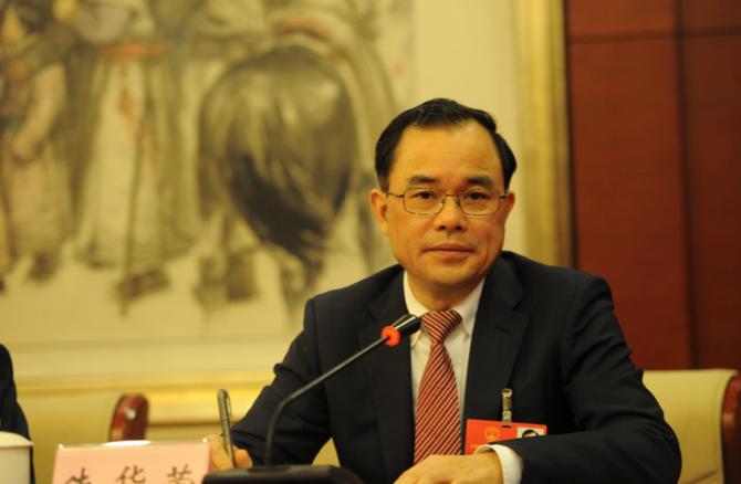 優(yōu)缺點(diǎn)明顯，看長安汽車朱華榮談三大造車格局