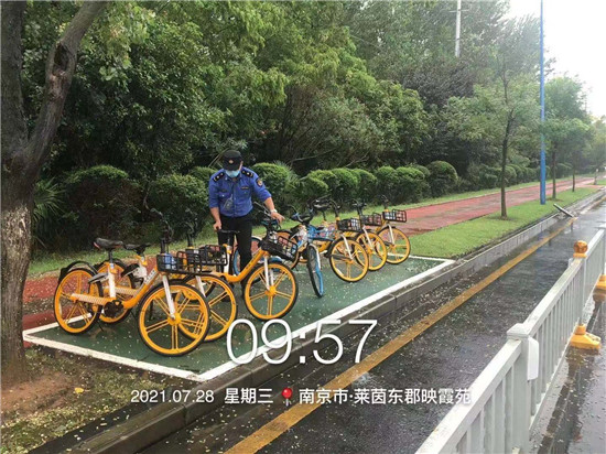 江寧高新區(qū)：迅速響應(yīng)、協(xié)同應(yīng)對(duì)迎戰(zhàn)臺(tái)風(fēng)“煙花”