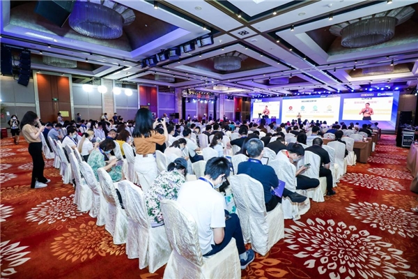 浪潮卓數(shù)董事長張帆榮獲“2021中國數(shù)據英雄”