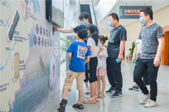 小布助手與廣西民博帶來(lái)“布”一樣的民樂(lè)展