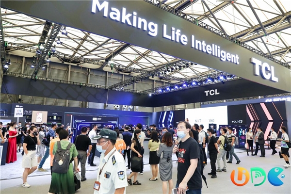 領曜未來視界，TCL 斬獲多項UDE 2021大獎